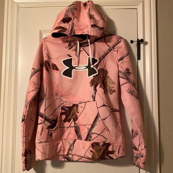 Under Armour Tops - Under Armour Realtree hoodie